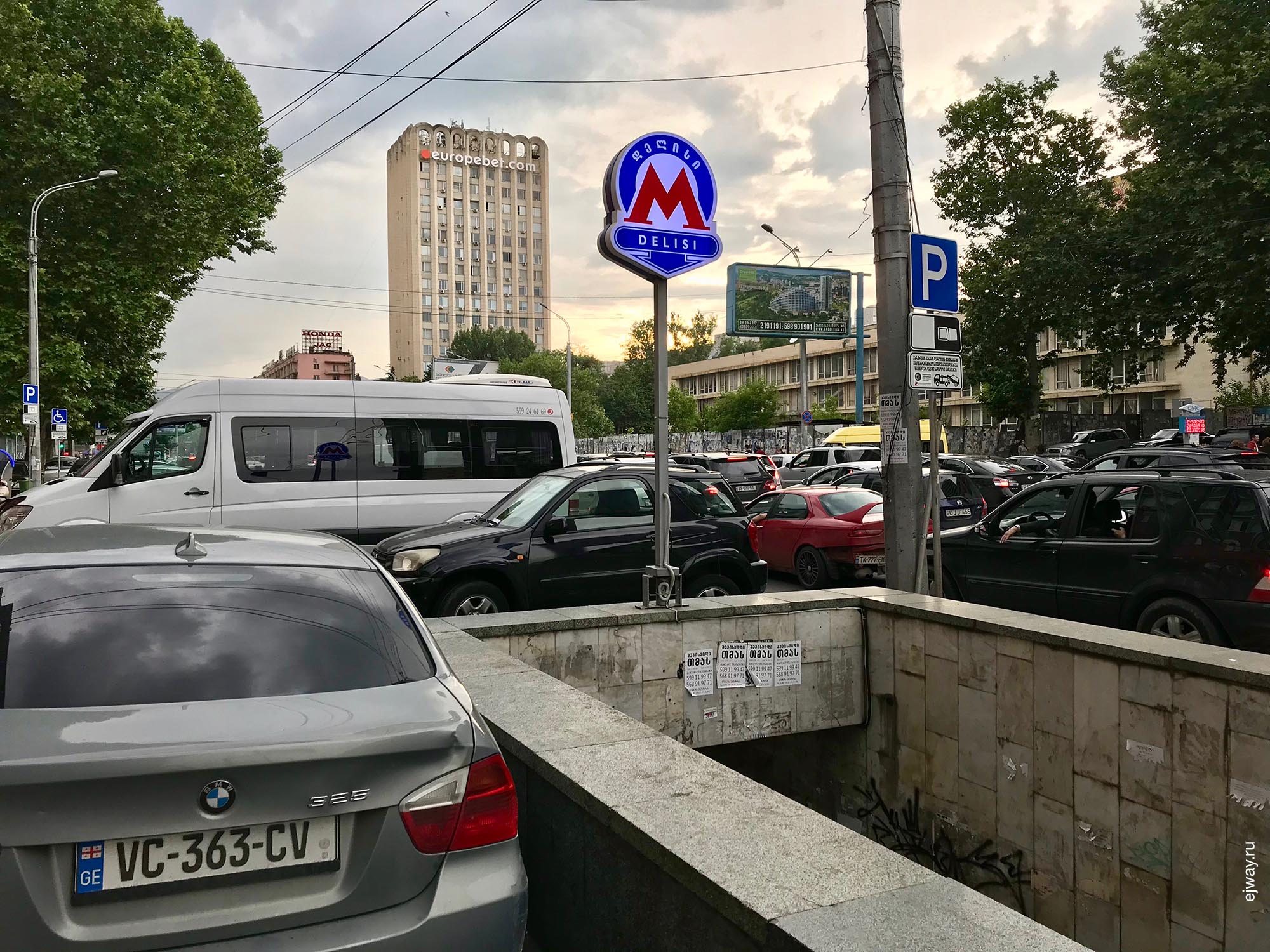 Грузия, Тбилиси, Забастовка машинистов метро, ejway.ru, метро, транспорт, транспортный коллапс, забастовка